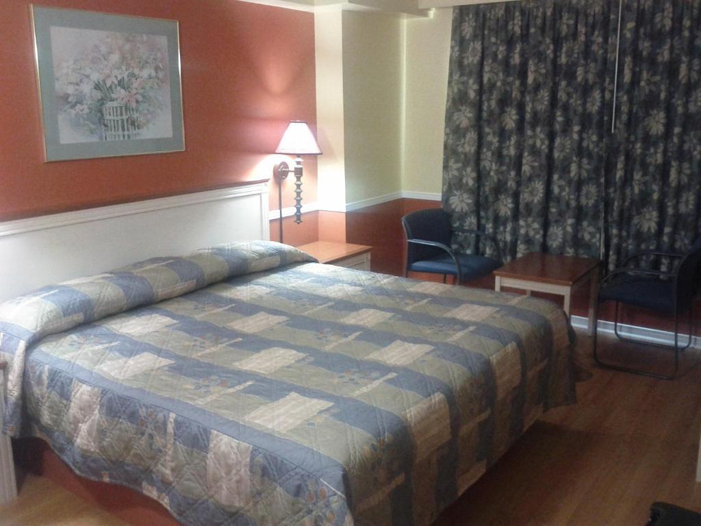 Budget Inn 2000 Hamilton Ruang foto